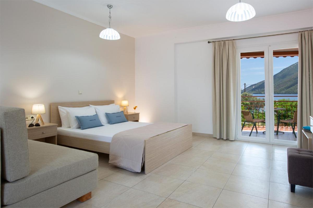 Menes Hotel Geni  Exterior photo